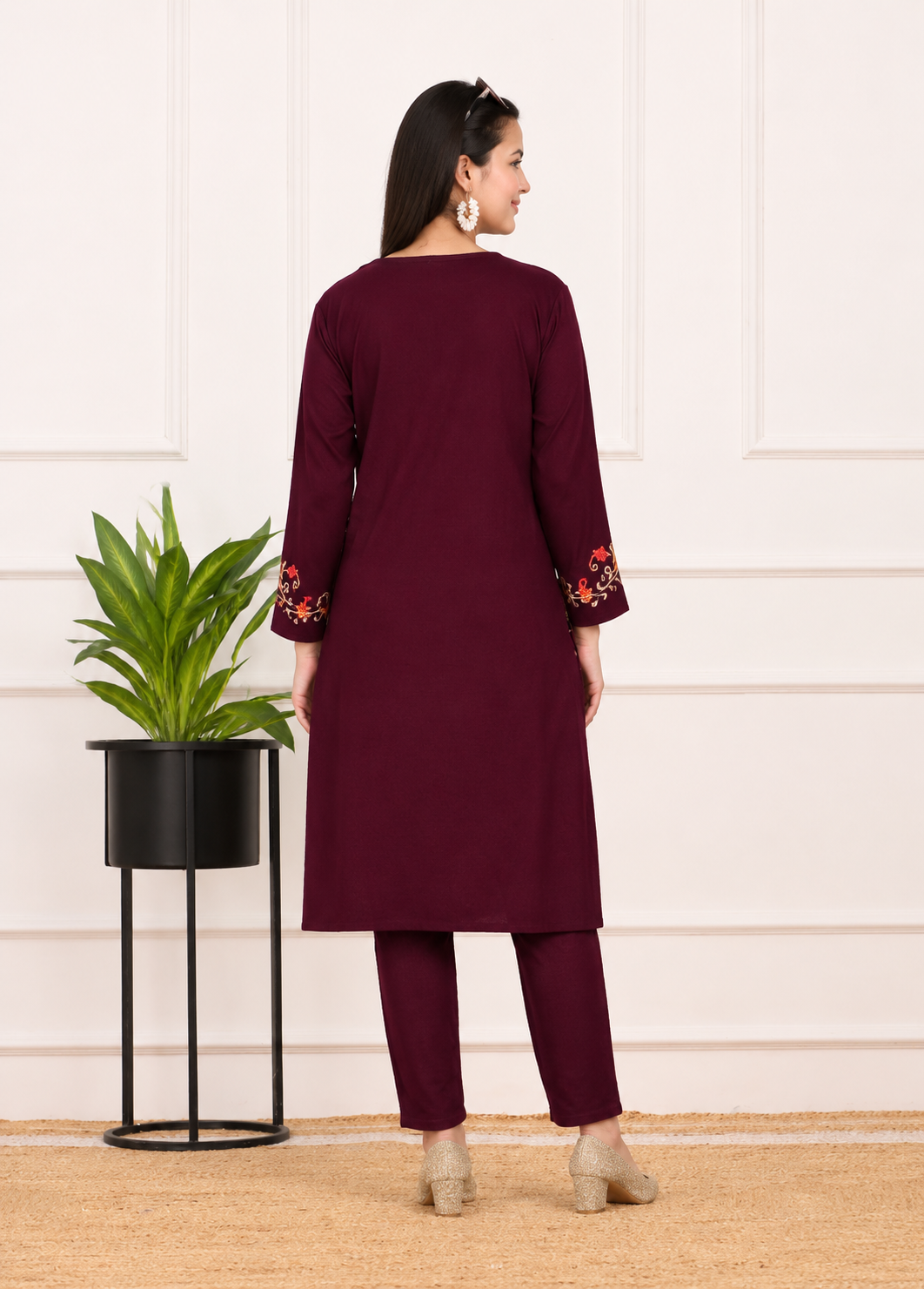 Winter Daffodil 3pc embroidery suit