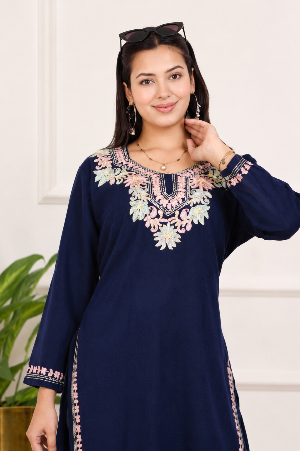 Women’s Navy Blue Kashmiri Embroidered Kurti