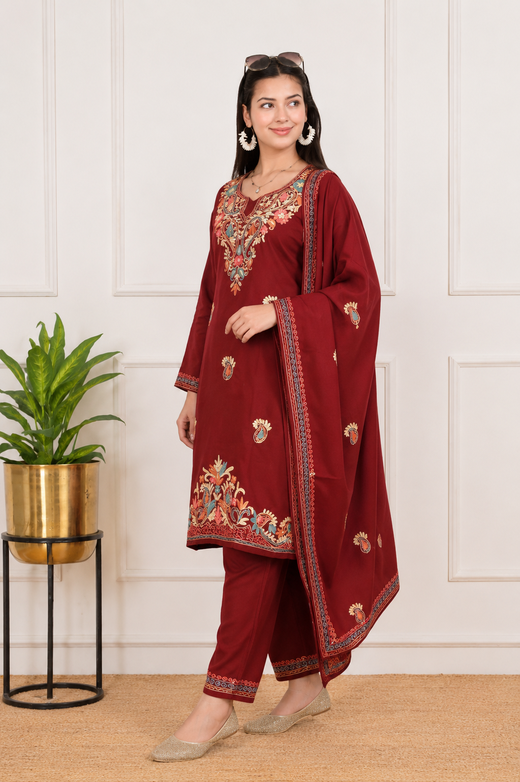 Winter Daffodil 3pc embroidery Suit