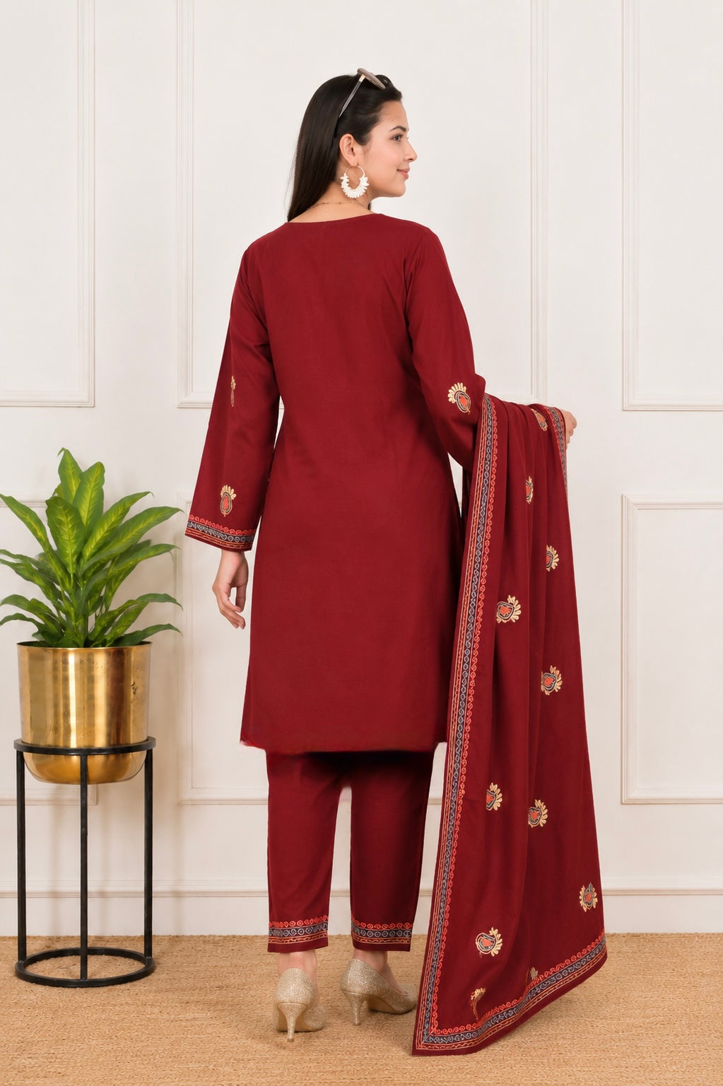 Winter Daffodil 3pc embroidery Suit
