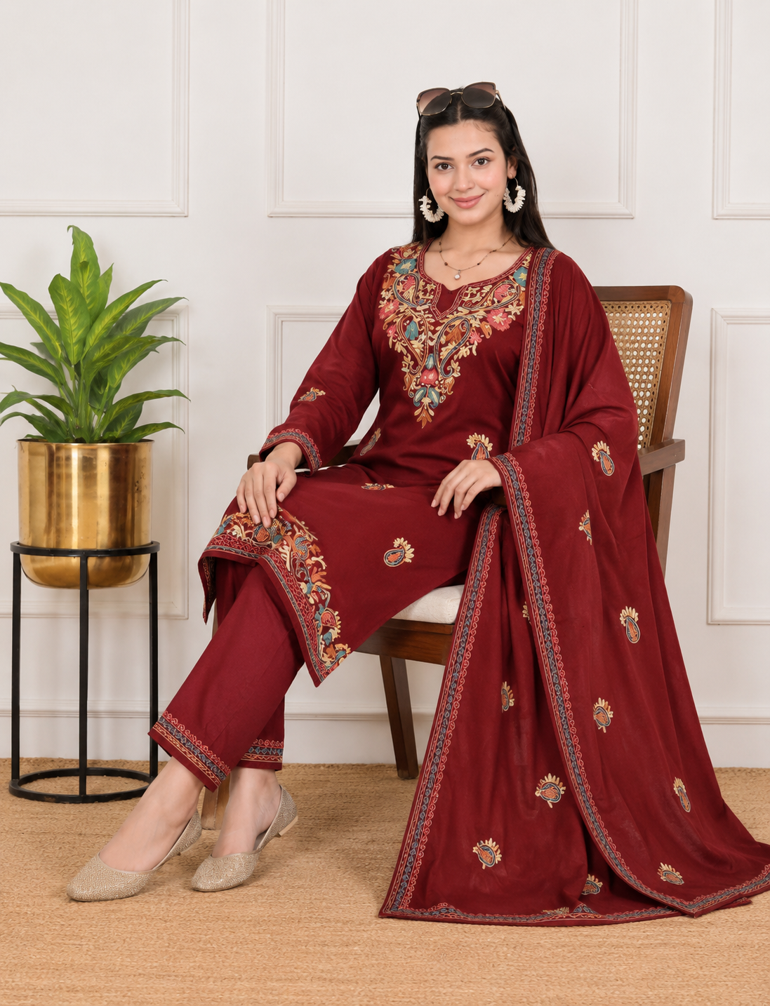 Winter Daffodil 3pc embroidery Suit